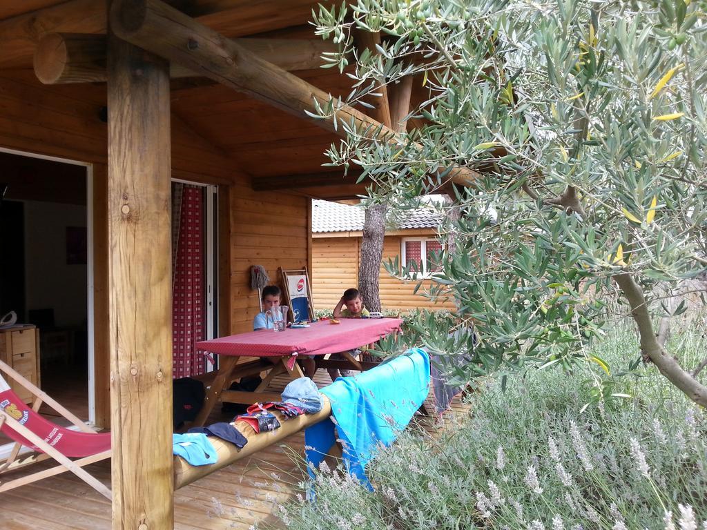 Parc Residentiel Les Hauts De Baldy آجد المظهر الخارجي الصورة